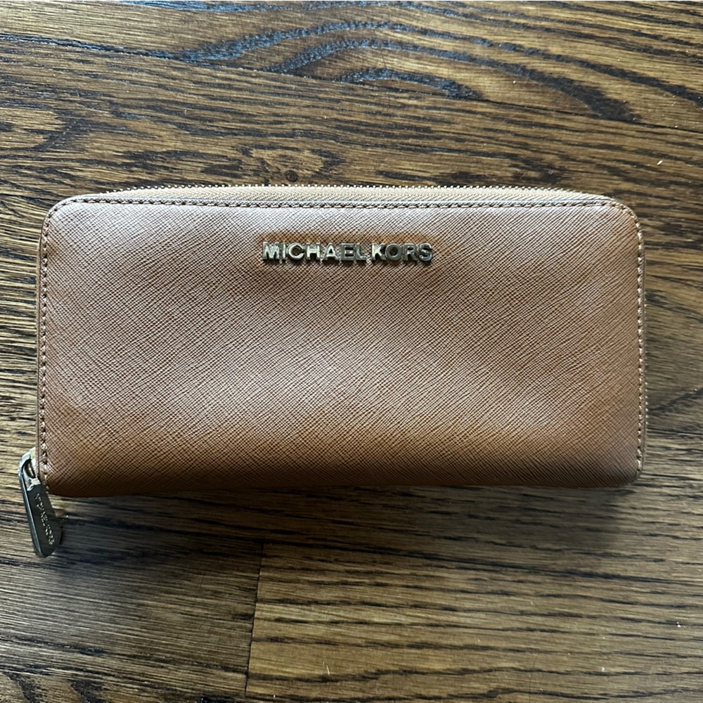 Michael Kors Luggage Brown Jet Set Zip-Around Leather Wallet